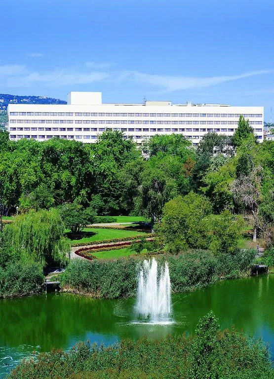 Danubius Hotel Flamenco Budapest 4*,
